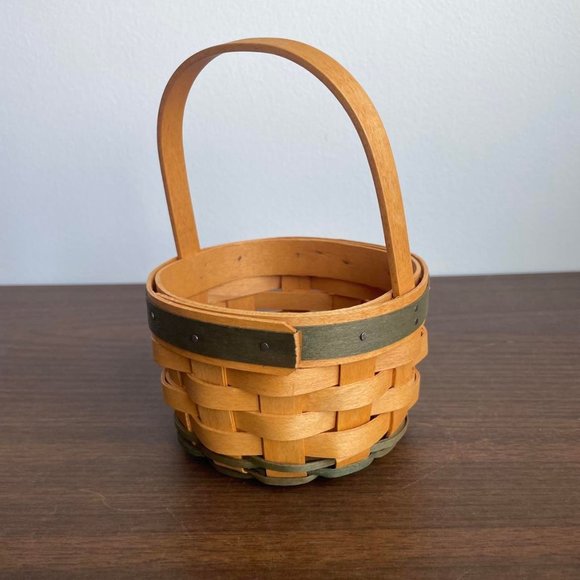 2002 Small Longaberger Basket Planter with Insert - Picture 2 of 6
